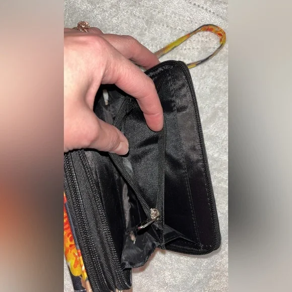 NWOT Cheetah and Sunflower Crossbody Purse/Wristlet - Picture 7 of 8